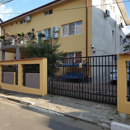 Dms Family House Hostel Eforie Sud  Bagian luar foto